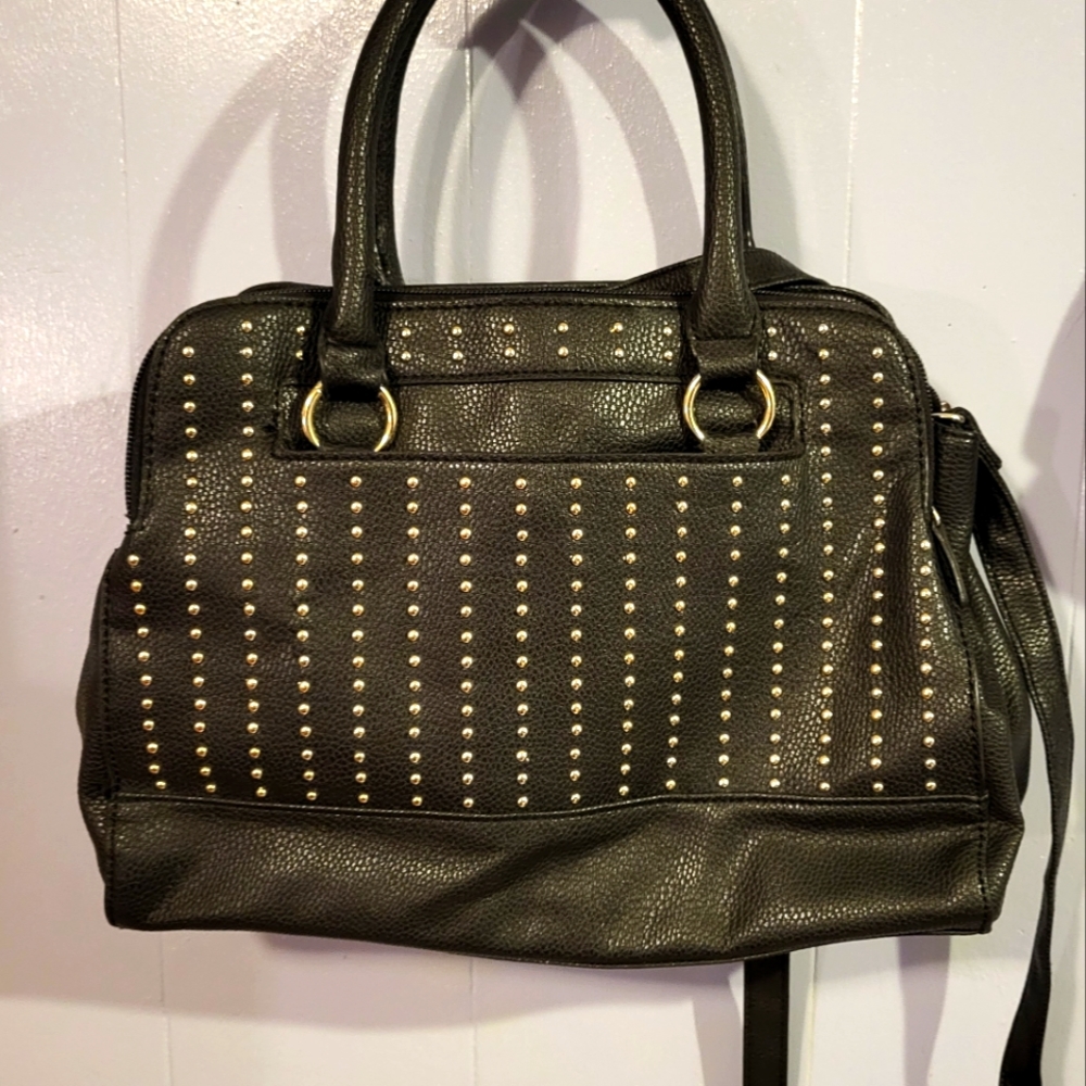 Black purse roomy and cute